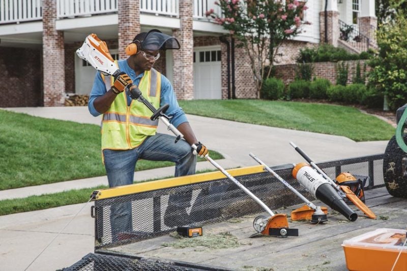 Best Battery Powered String Trimmers & Weed Eaters