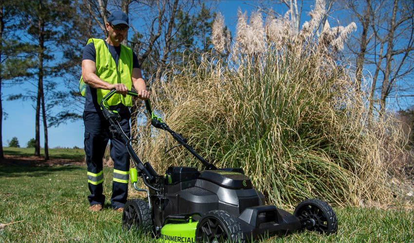 Best Commercial Battery-Powered Electric Lawn Mower