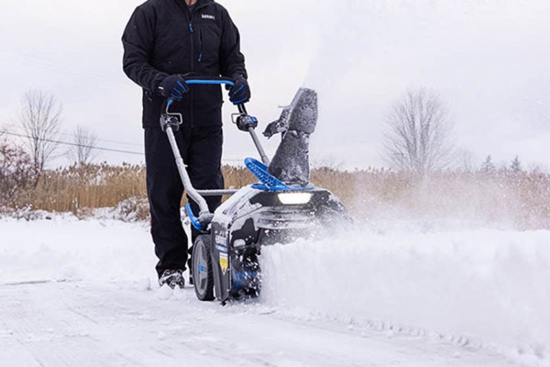 New Black & Decker 40V Brushless Cordless Snow Blower - Tools In Action -  Power Tool Reviews