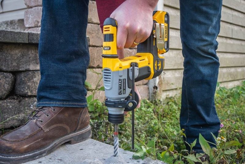 DeWalt 20V Max Atomic 5/8-Inch SDS-Plus Rotary Hammer DCH172