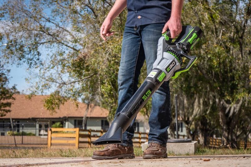 Cordless 20V Brushless Leaf Blower with 4.0Ah Battery and Fast Charger