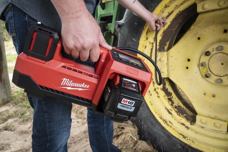 best Milwaukee M18 Cordless tire Inflator Review 2848-20