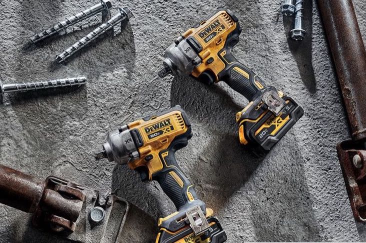 DeWalt DCF891 and DCF892 Mid-Torque Impact Wrench Adds Precision