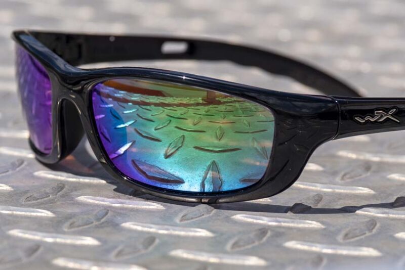 Wiley X Captivate Green Mirrored Polarized Lenses