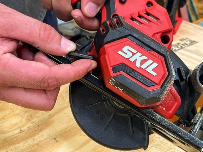 Skill Saw SKIL PWRCORE 20 Brushless 20V 1/2'' Circular Saw Kit