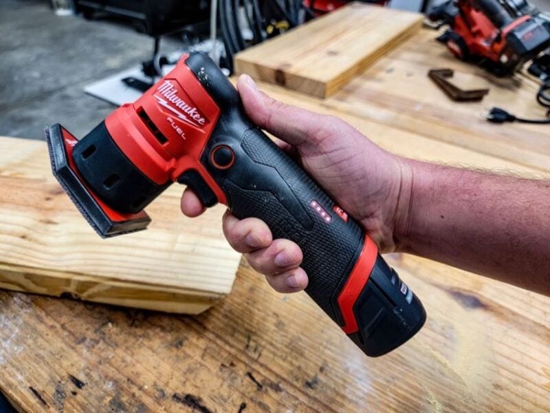 Milwaukee M12 Fuel Detail Sander