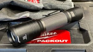 Milwaukee RedLithium USB 2000-Lumen Flashlight Review