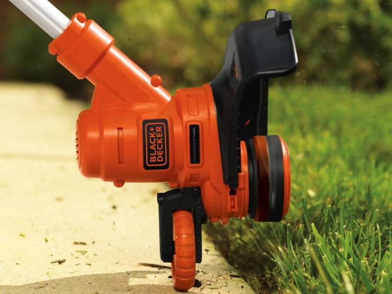 Best Corded Electric Weed Eater - Black + Decker GH900 String Trimmer