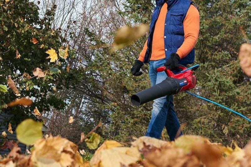 EZ Travel Hand Held Electric Blower and Air Vacuum Tool (Assorted Colors) Mini Blower Leaf Blower and Vacuum Combo