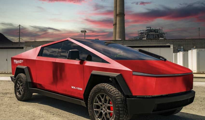 Tesla Milwaukee MX FUEL 1500 work truck