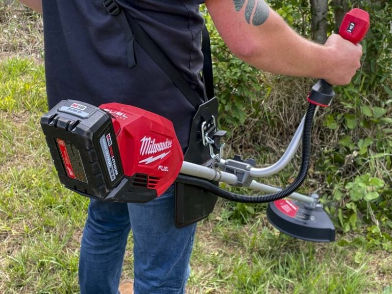 ustabil skovl skrå Milwaukee M18 Fuel Brush Cutter - Pro Tool Reviews