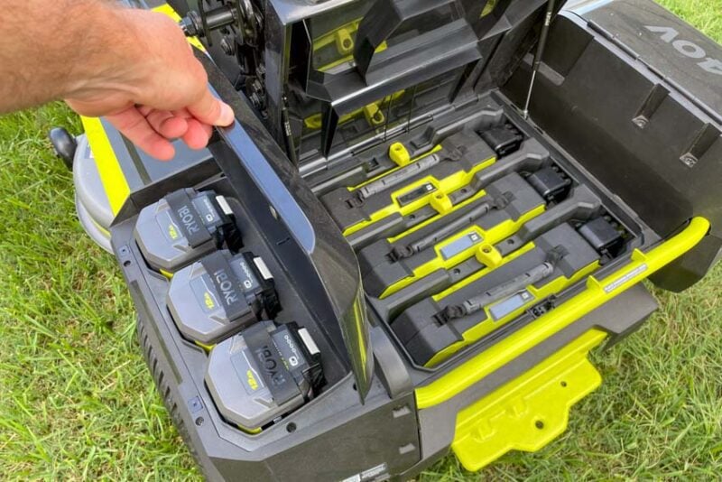 EGO E-Steer Vs Ryobi iDrive Zero-Turn Lawn Mower | Ryobi Battery Compartment