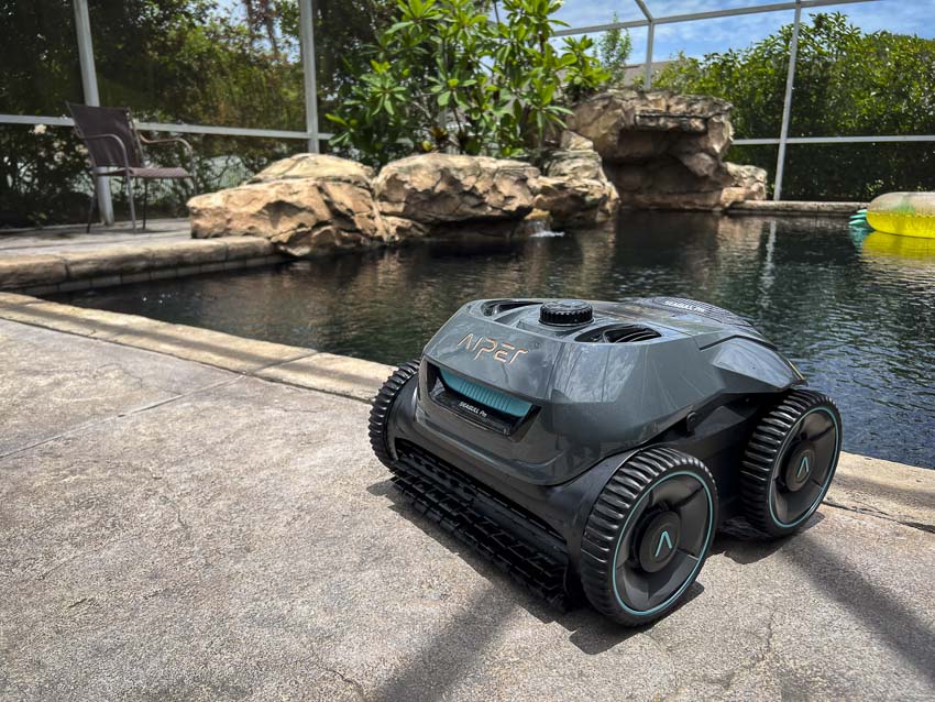 Aiper Seagull Pro Cordless Robotic Pool Cleaner