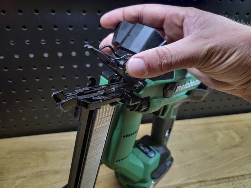 Metabo HPT Cordless Narrow Crown Stapler