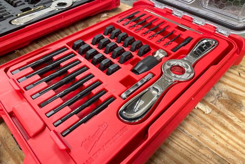 Milwaukee Tap and Die Threading Sets