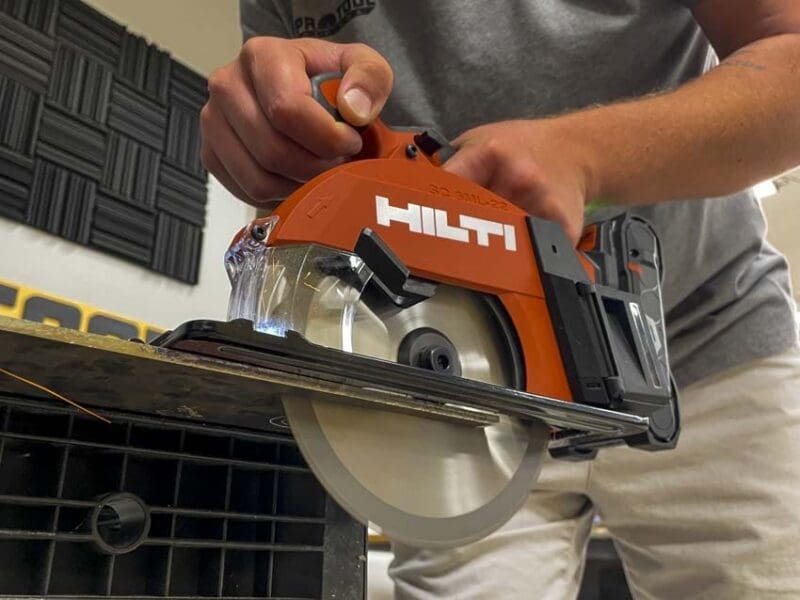 Hilti Cordless Metal Cutting Circular Saw