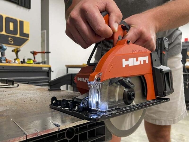 Hilti Cordless Metal Cutting Circular Saw