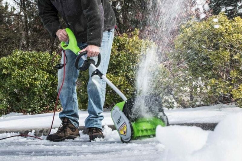 Best Electric Snow Shovel – Greenworks 8-Amp Snow Shovel