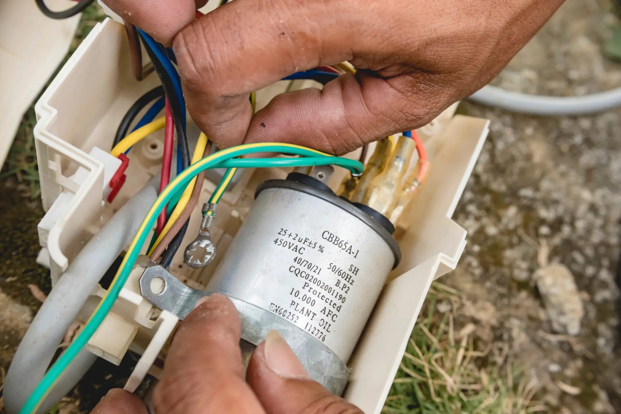 AC Capacitor Replacement Cost (2024 Guide)