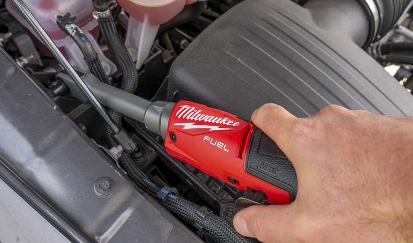 Milwaukee M12 Fuel Insider Cordless Ratchet Review
