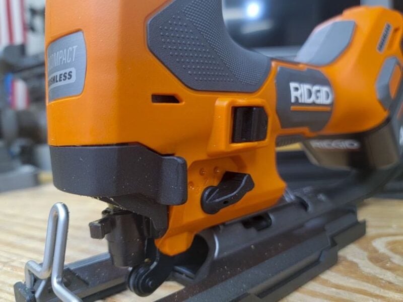 Cordless barrel hotsell grip jigsaw