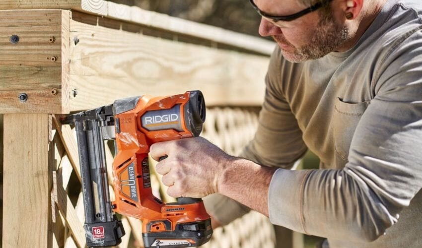M12 crown stapler review 2025