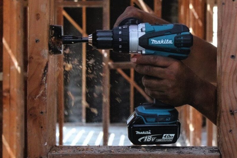 Makita XPH03 hammer drill