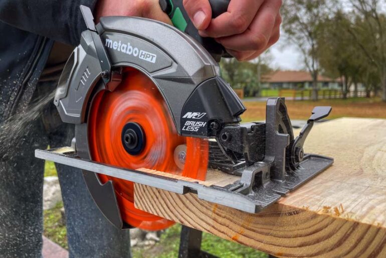 Best Cordless Circular Saw Reviews 2024 - Pro Tool Reviews