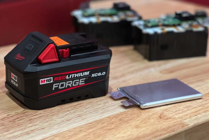 Pouch Cell vs Tabless Cell Batteries - Milwaukee Forge Pouch Cell Battery