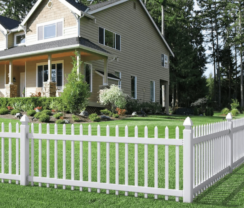 3 Different Fencing Material Options For Your Yard