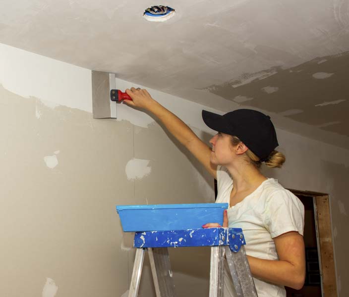 Pros and Cons of DIY Drywall Installation