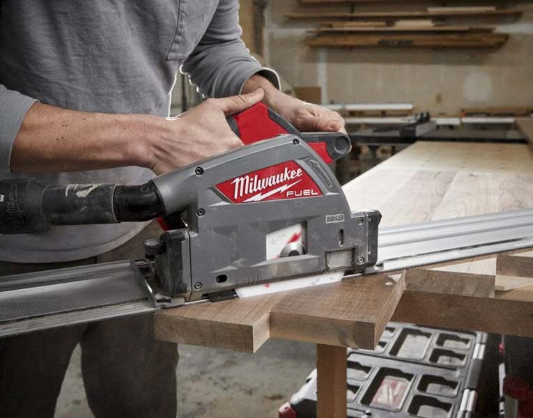 best cordless track saw

Milwaukee 2831-21
