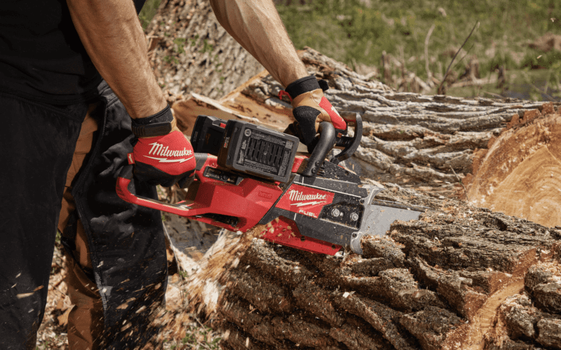Milwaukee M18 Fuel Dual Battery 20 Inch Chainsaw 2827 Pro Tool Reviews
