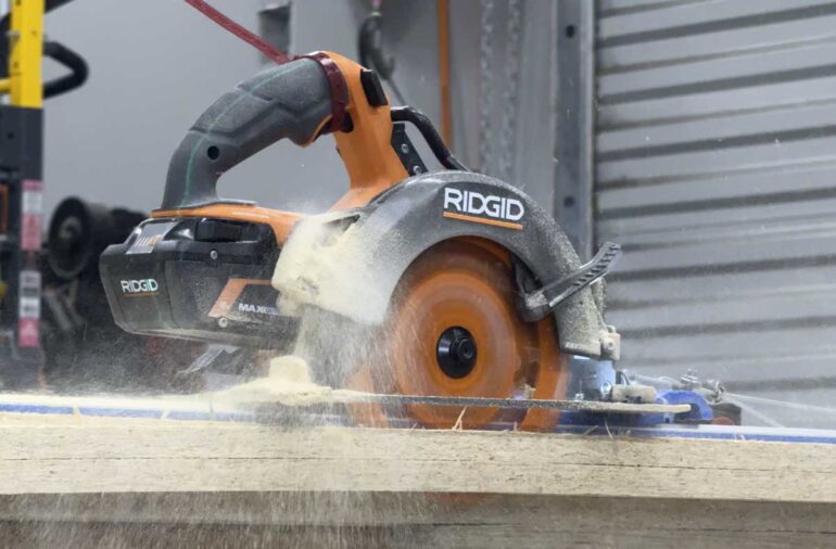 Ridgid R8653 Ridgid 18V Brushless 7 1/4-inch Circular Saw Review R8657B - PTR