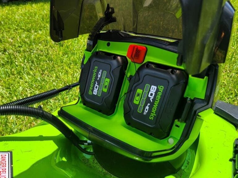 Greenworks 80V Pro 22inch SelfPropelled Lawn Mower Review Pro Tool
