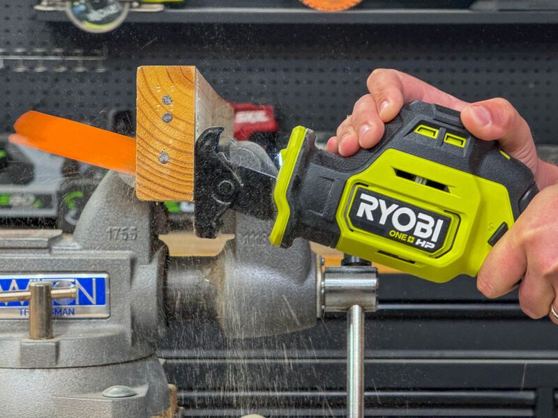Ryobi 18V Compact Brushless One Handed Reciprocating Saw PSBRS02 Pro Ryobi 18V Compact Brushless One Handed Reciprocating Saw PSBRS02 Pro