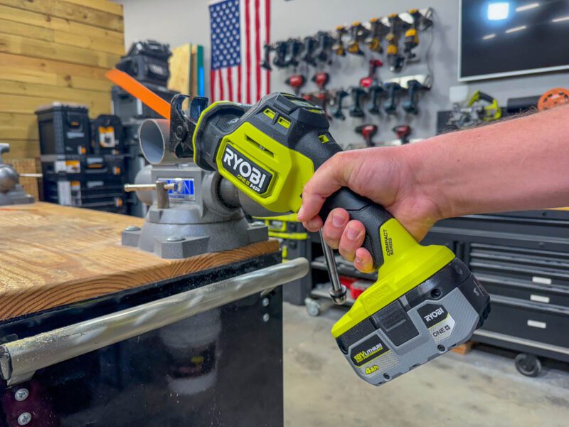 Ryobi 18V Compact Brushless One Handed Reciprocating Saw PSBRS02 Pro Ryobi 18V Compact Brushless One Handed Reciprocating Saw PSBRS02 Pro
