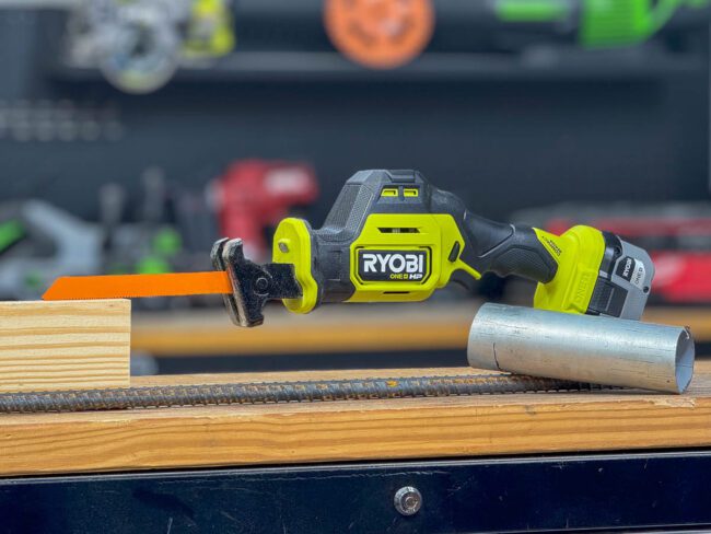 Ryobi 18V Compact Brushless One-Handed Reciprocating Saw PSBRS02 - Pro ...