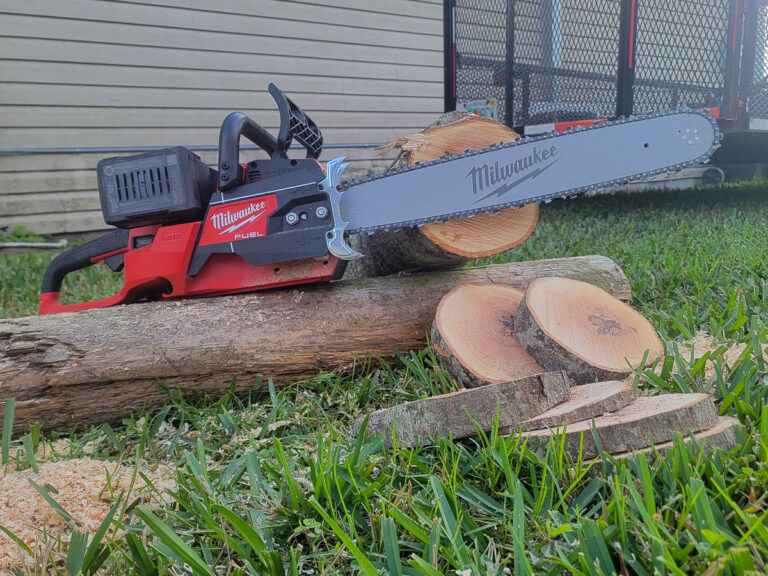Milwaukee M18 Fuel Dual Battery 20-Inch Chainsaw 2827 Review - Pro Tool ...