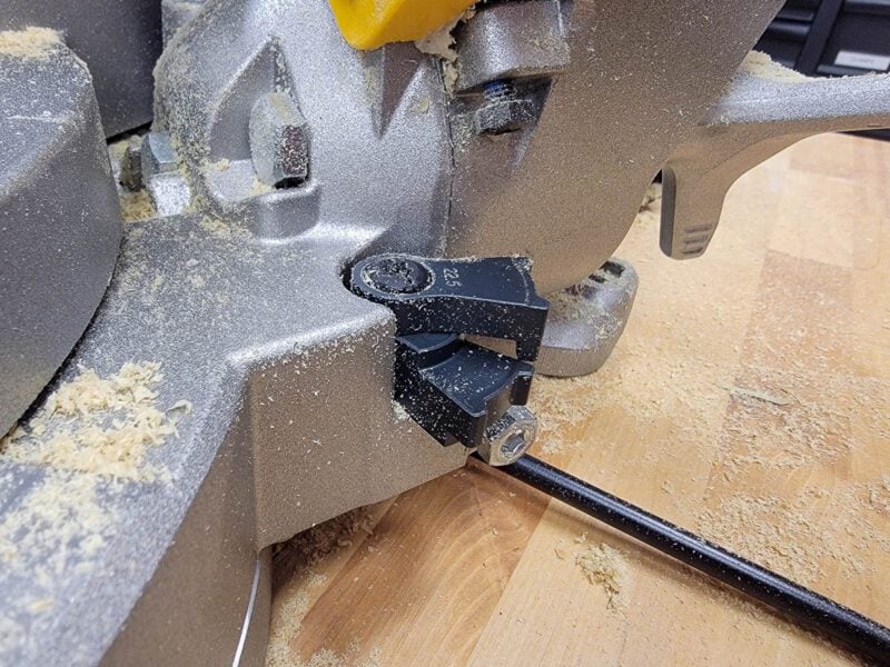 Bevel pawls