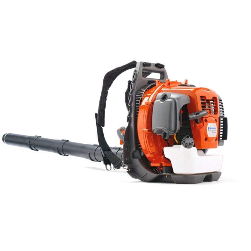 Best Mid-Range Backpack Leaf Blower: Husqvarna 560BTS