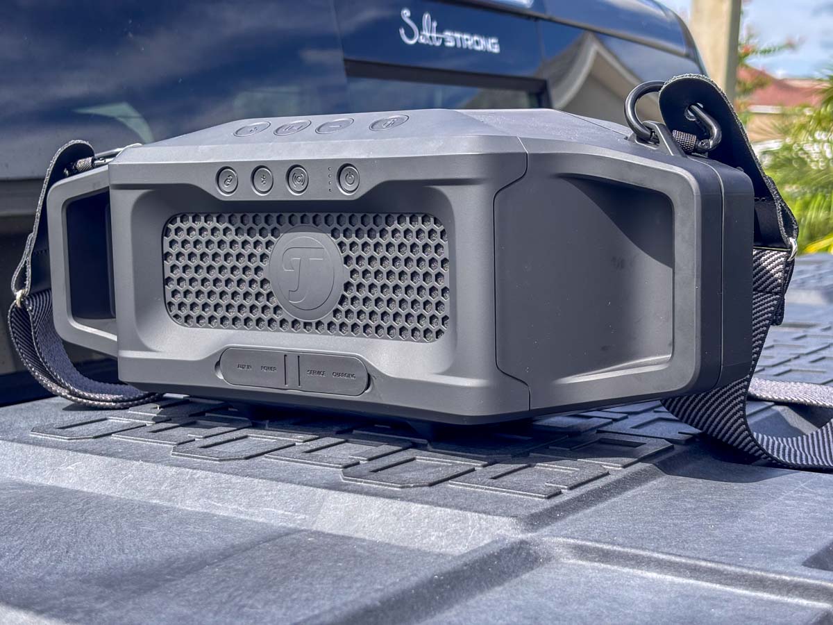 Fender Rocksrer Music Master: Fender x Teufel Rockster Cross Speaker Review - Pro Tool ...