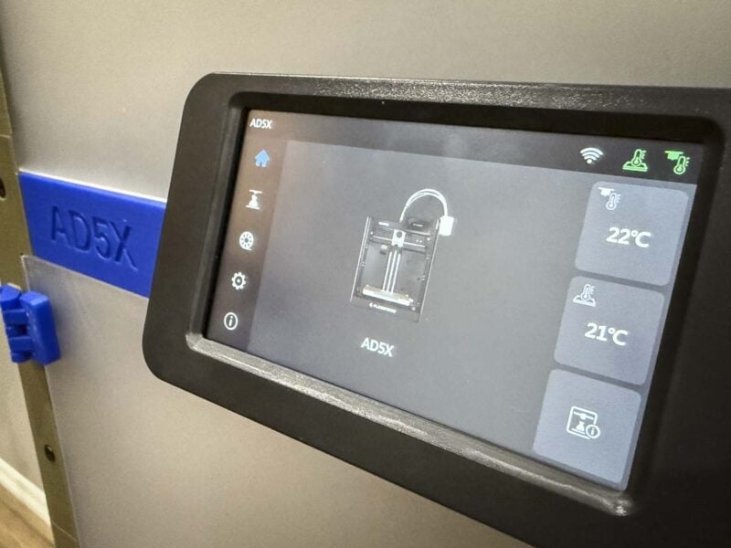 color LCD screen