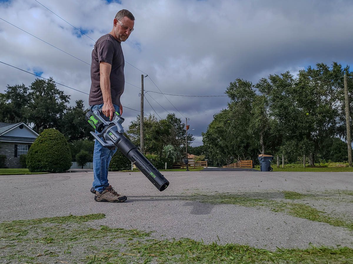 EGO 56V 880 CFM Leaf Blower