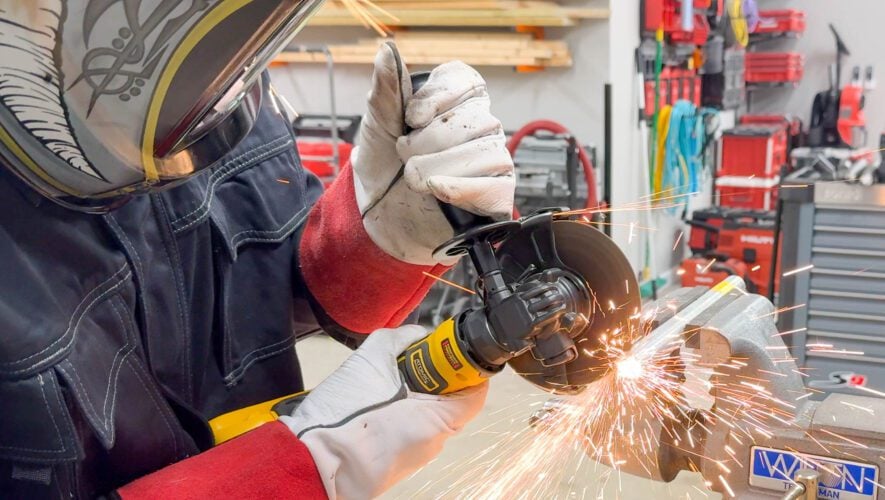 Cordless Grinder Reviews & Sanders | Pro Tool Reviews