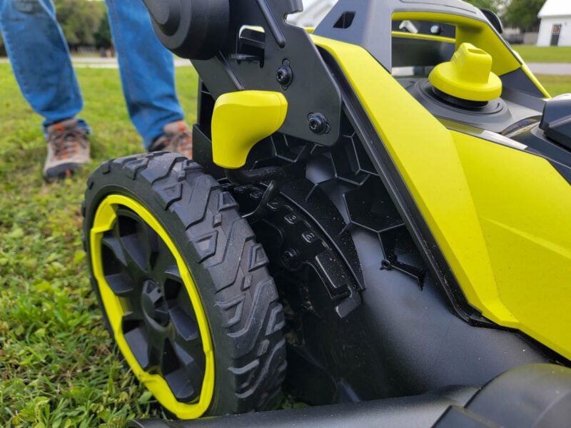 Single-point height adjustment