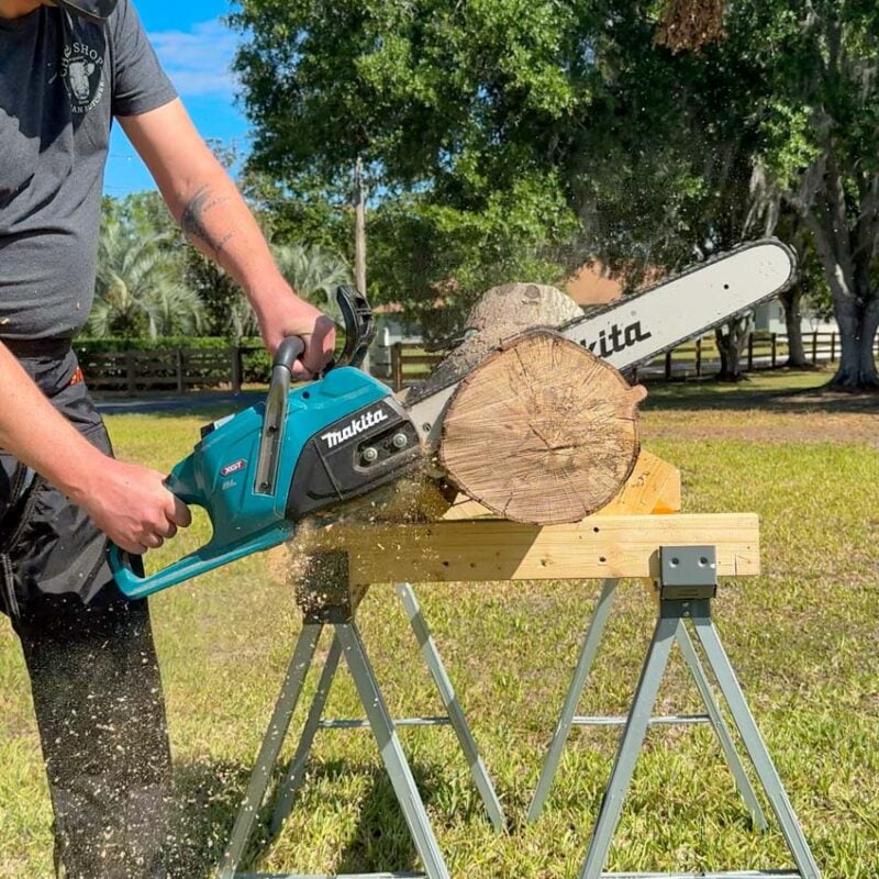 Makita 40V max XGT 20-inch Chainsaw GCU08