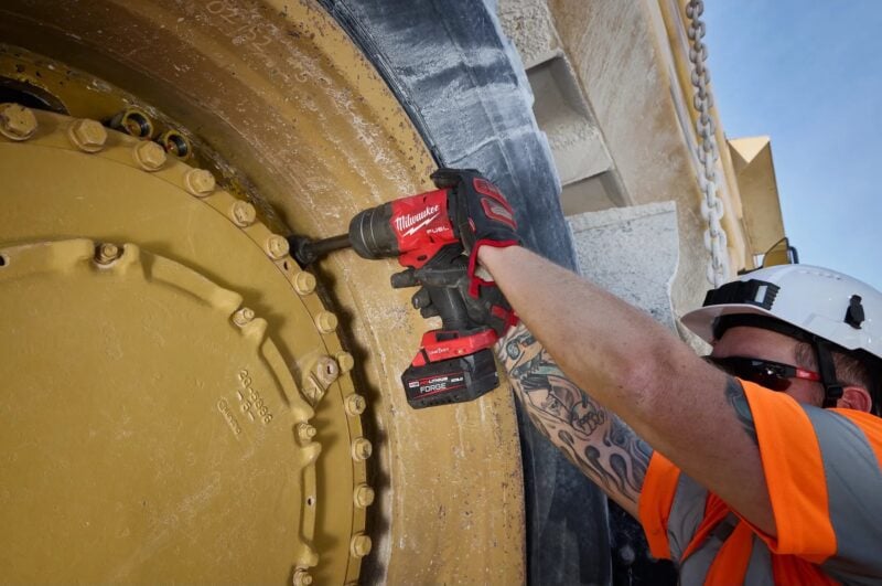 Milwaukee extended-anvil Impact Wrench