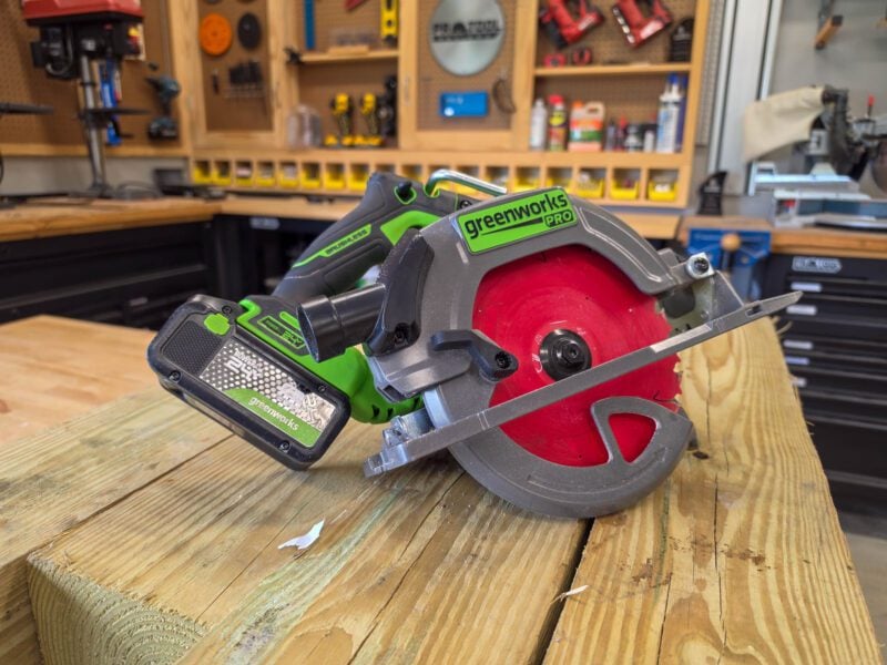 Greenworks 24V Pro Cordless Circular Saw Profile