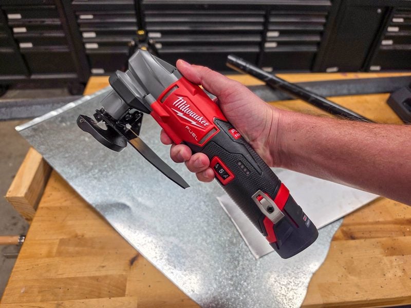Milwaukee M12 Scroll Shear